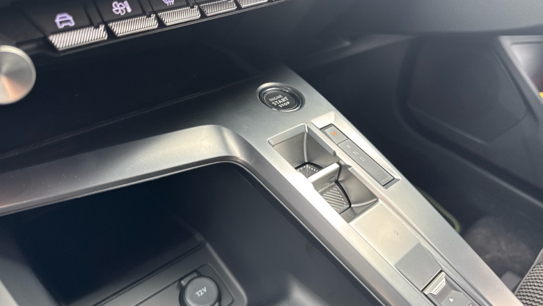 Peugeot 408 158kW GT 58kWh 5dr Auto Electric Hatchback